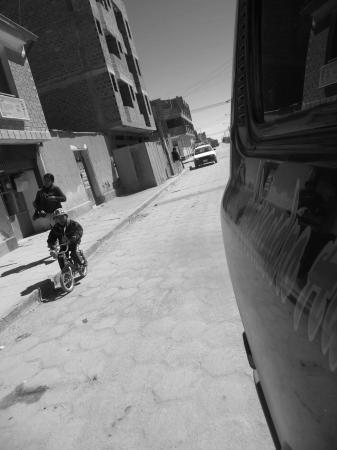 Enfant à vélo Uyuni